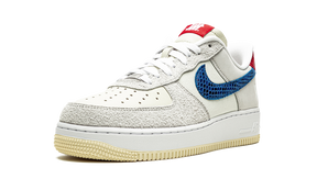 Nike Air Force 1 Low SP Undefeated 5 On It Dunk vs. AF1