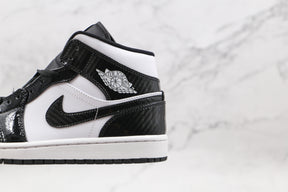 Jordan 1 Mid Carbon Fiber