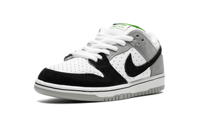 Nike SB Dunk Low Chlorophyll