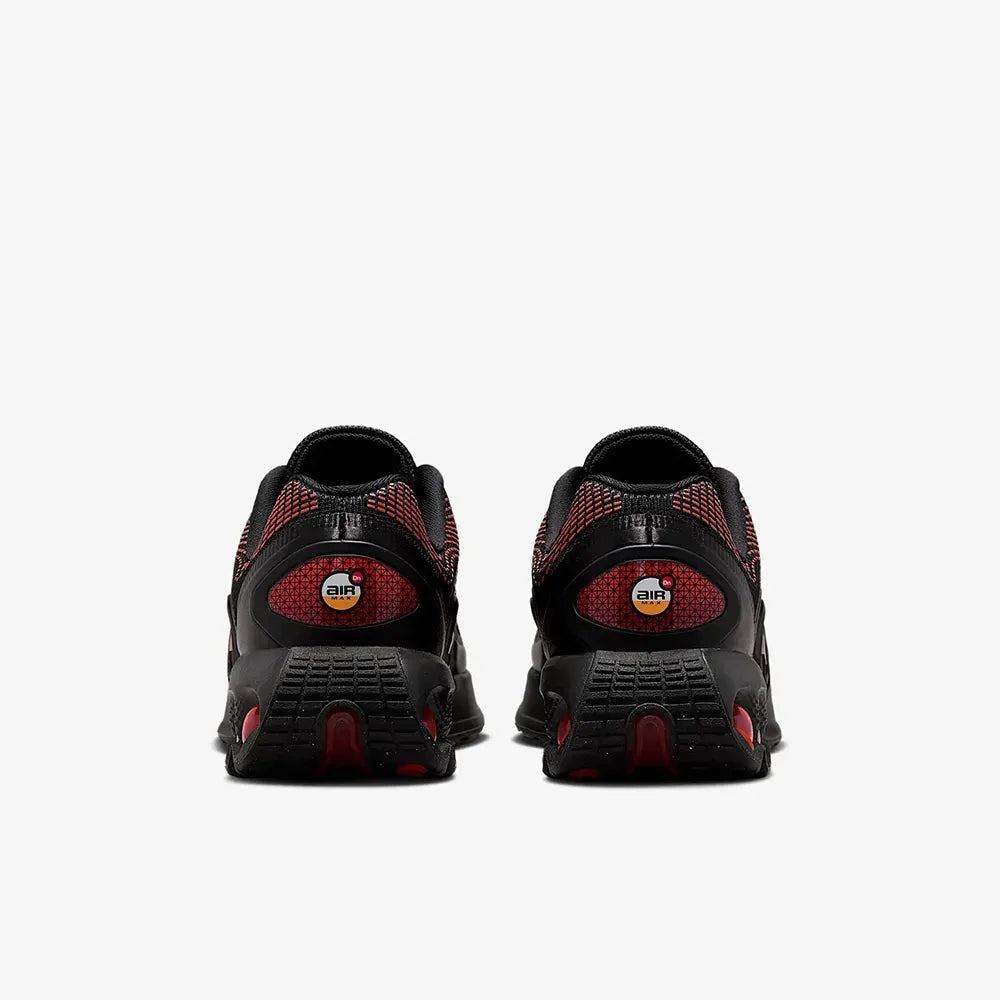 Nike Air Max DN Bred