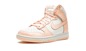 Nike Dunk High Crimson Tint