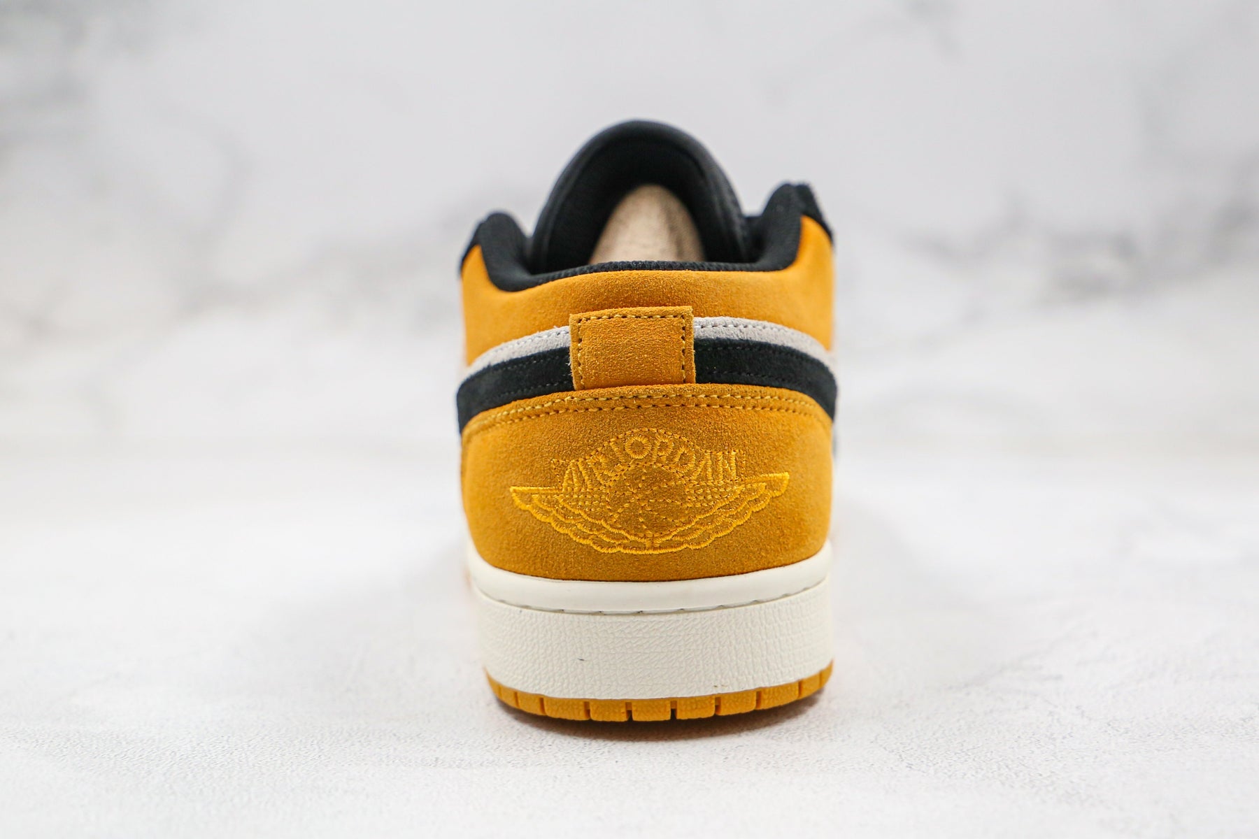 Jordan 1 Low University Gold Black