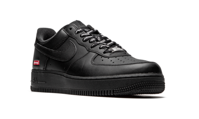 Nike Air Force 1 Low Supreme Black