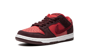 Nike SB Dunk Low Cherry