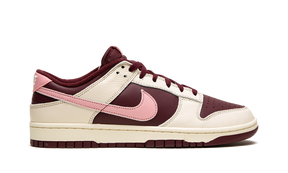 Nike Dunk Low Valentine’s Day