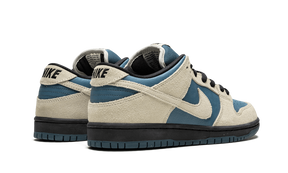 Nike Dunk SB Low Light Cream Thunderstorm