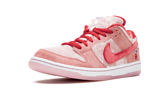 Nike SB Dunk Low Strangelove