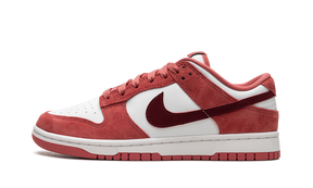 Nike Dunk Low Valentine's Day (2024)