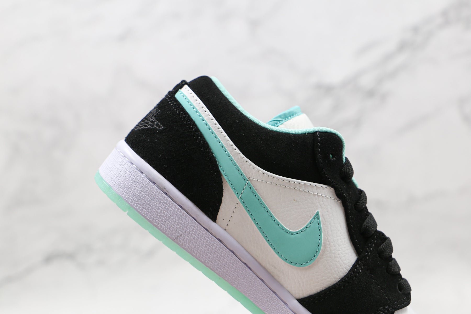 Jordan 1 Low Island Green