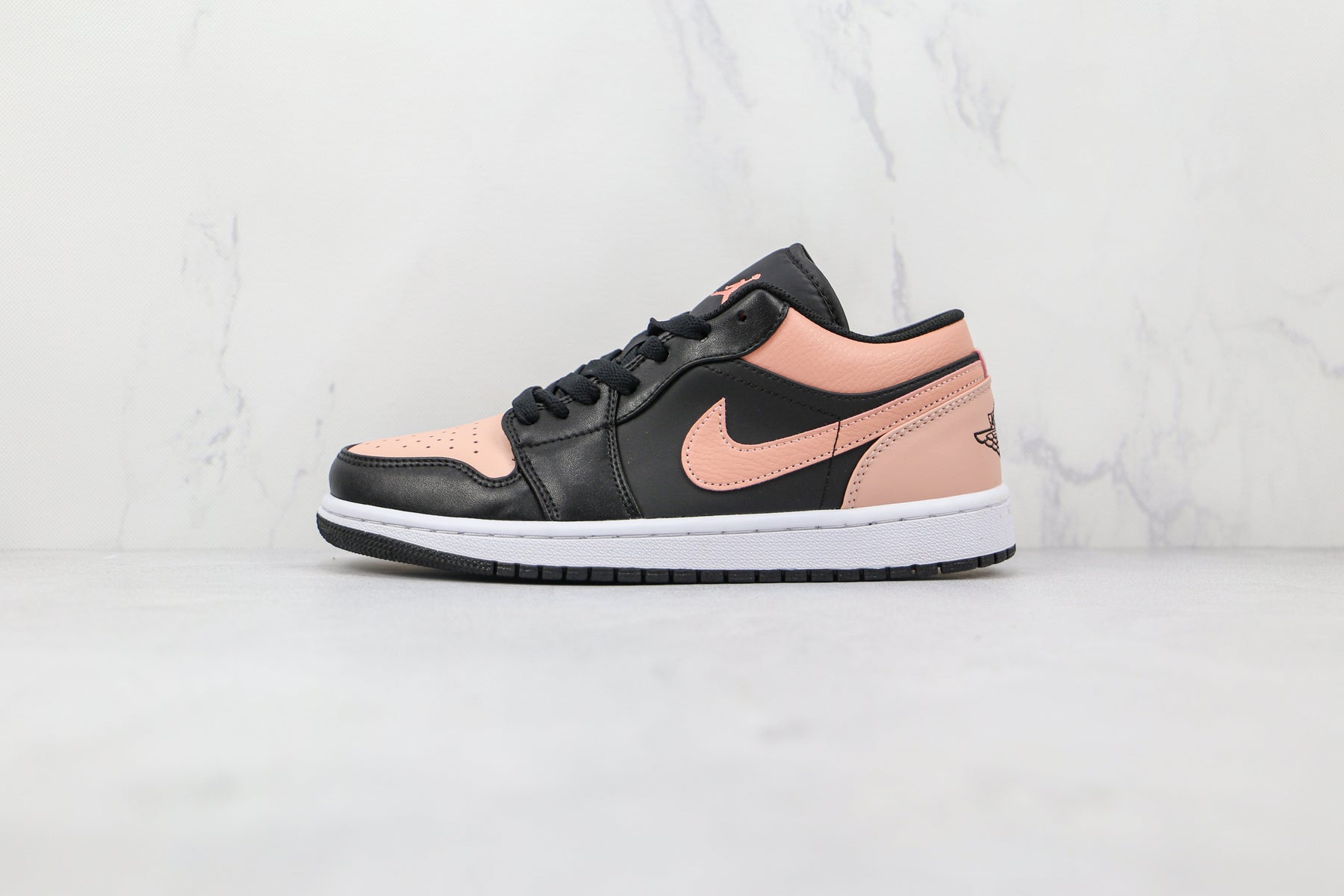 Jordan 1 Low Crimson Tint