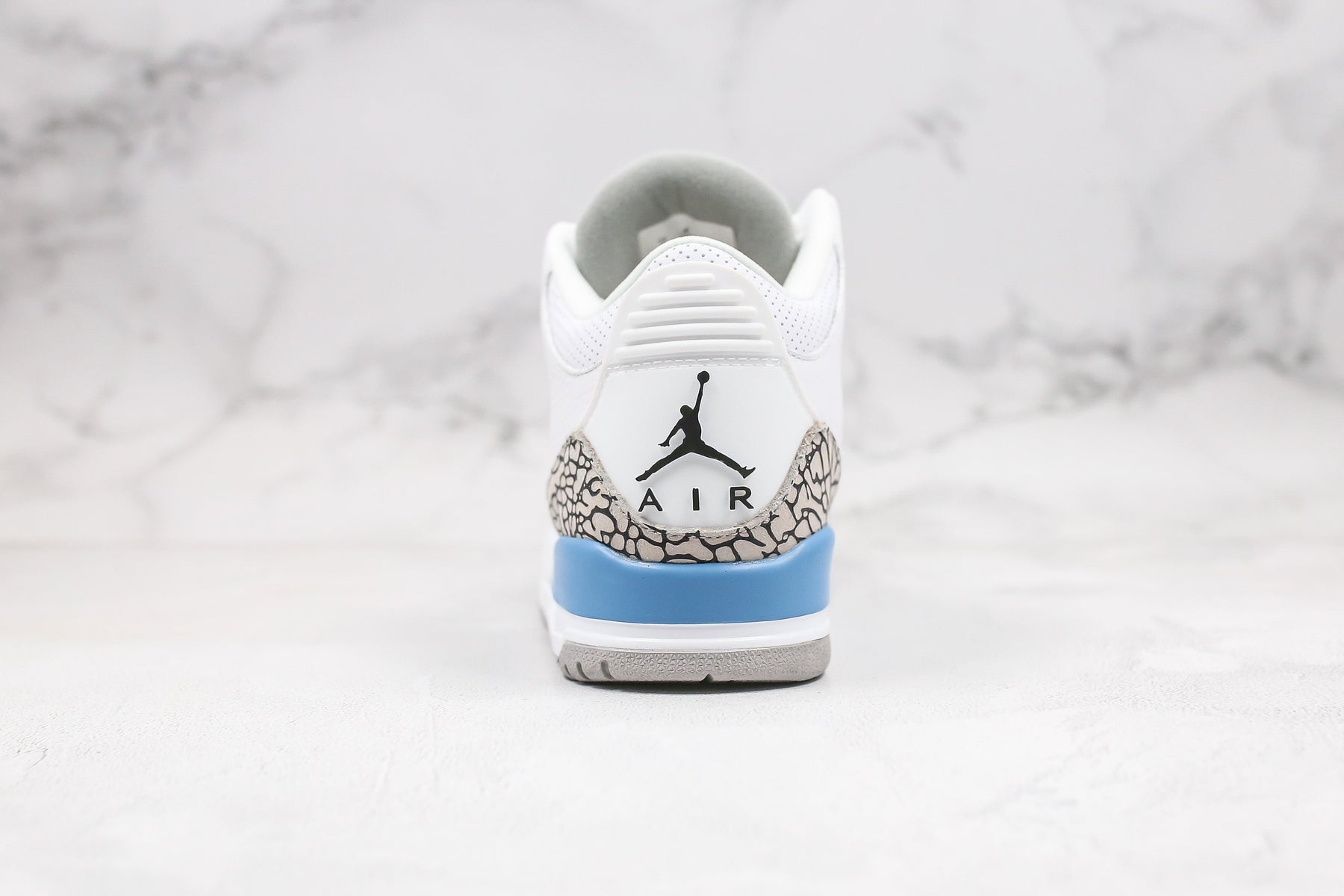 Jordan 3 Retro UNC