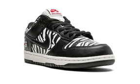 Nike SB Dunk Low Quartersnacks Zebra